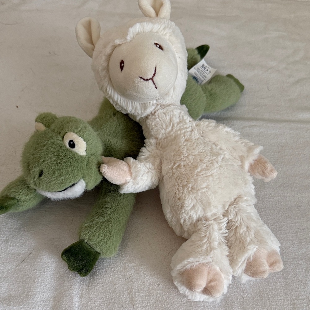 Cuddly Cream Llama and Green Frog Plush Toy Duo